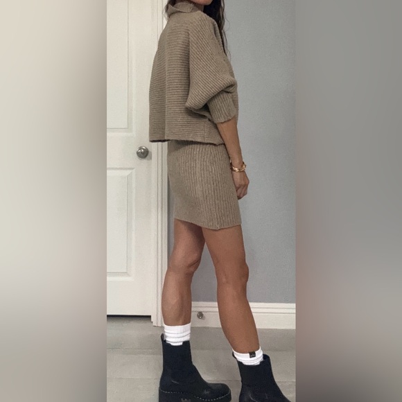 Stylish Tan Knit Sweater and Mini Skirt - Picture 2 of 9